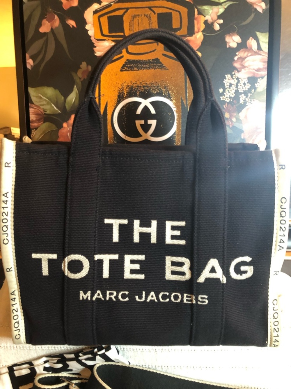 Marc Jacobs Black Canvas 'The Tote Bag' with Removable Strap - Picture 2 of 12